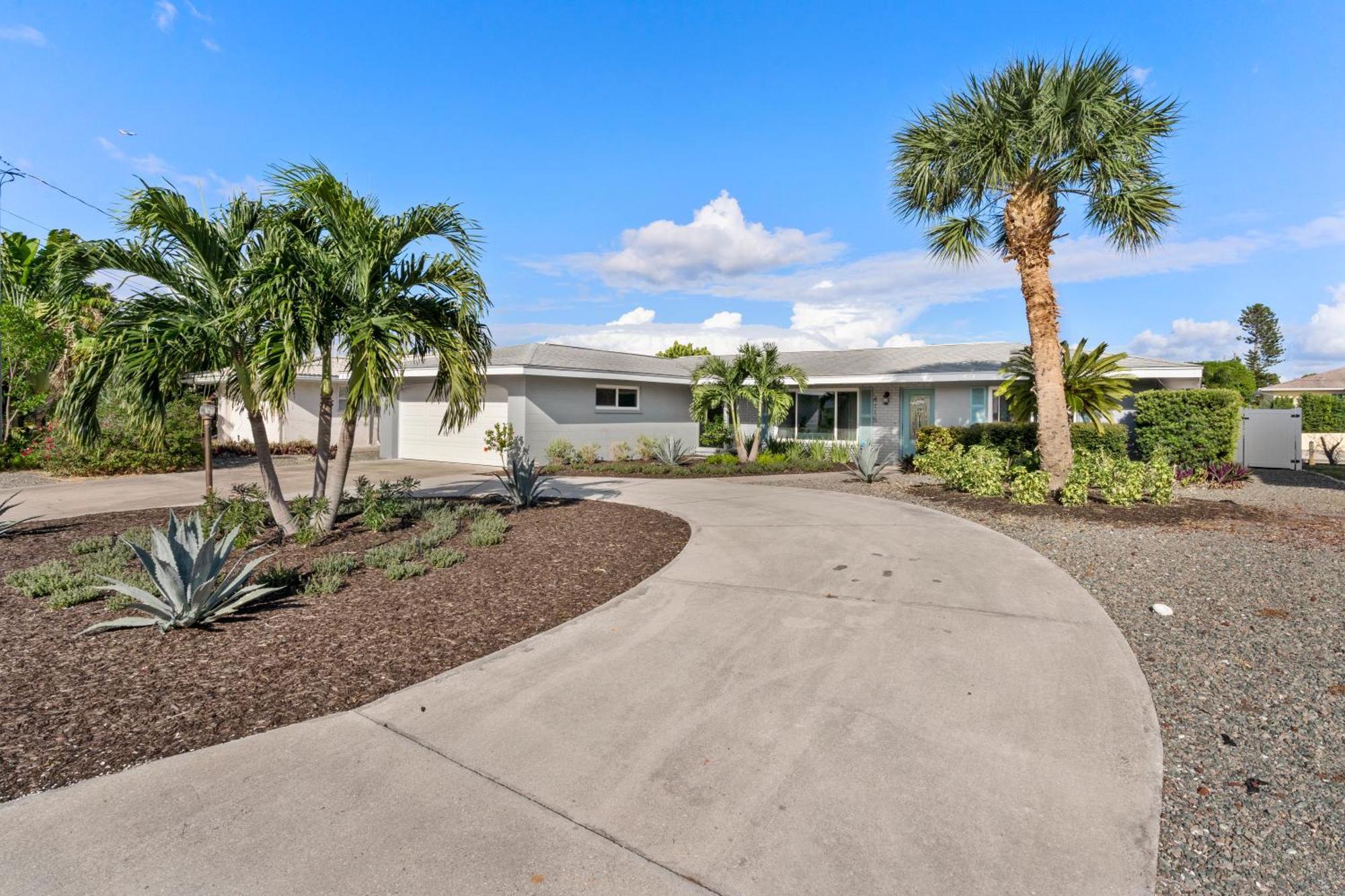 Casa Di Amici - Canal & Pool Home Close To Ami! Bradenton Bagian luar foto